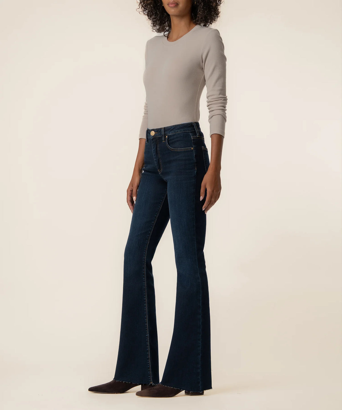 Ana Flare Jeans