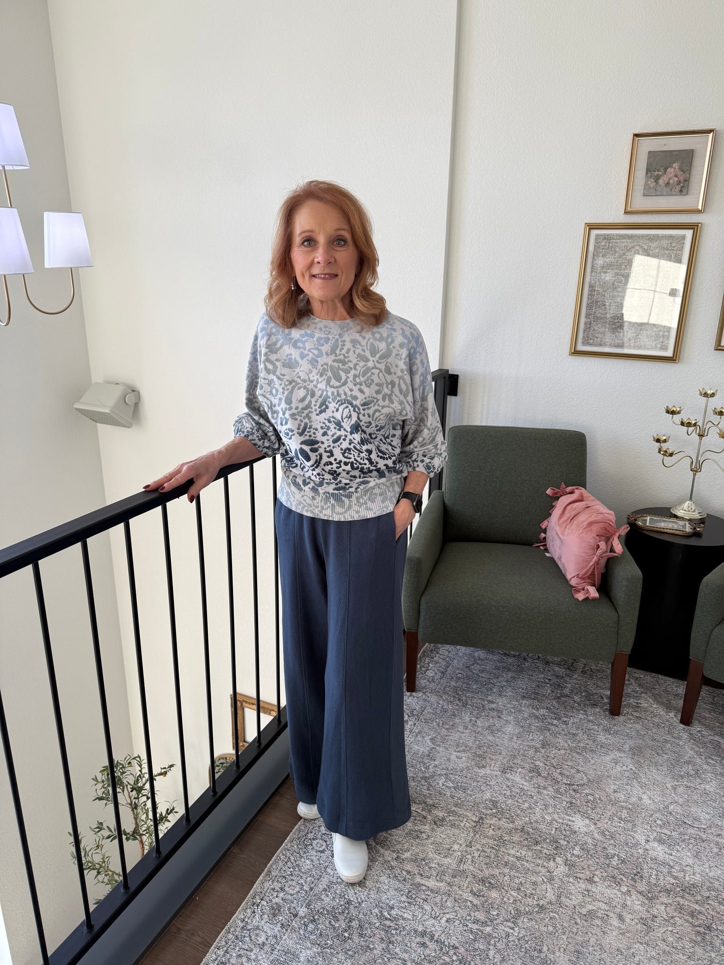 Wide Leg Side Panel Pant