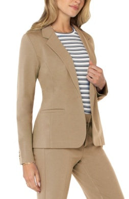 Fitted Blazer